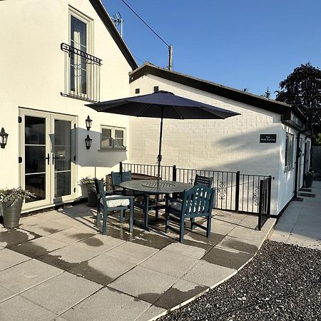 Finwood Green Farm Holiday Cottages-The Calf Shed And The Milk Parlour Henley-in-Arden Extérieur photo