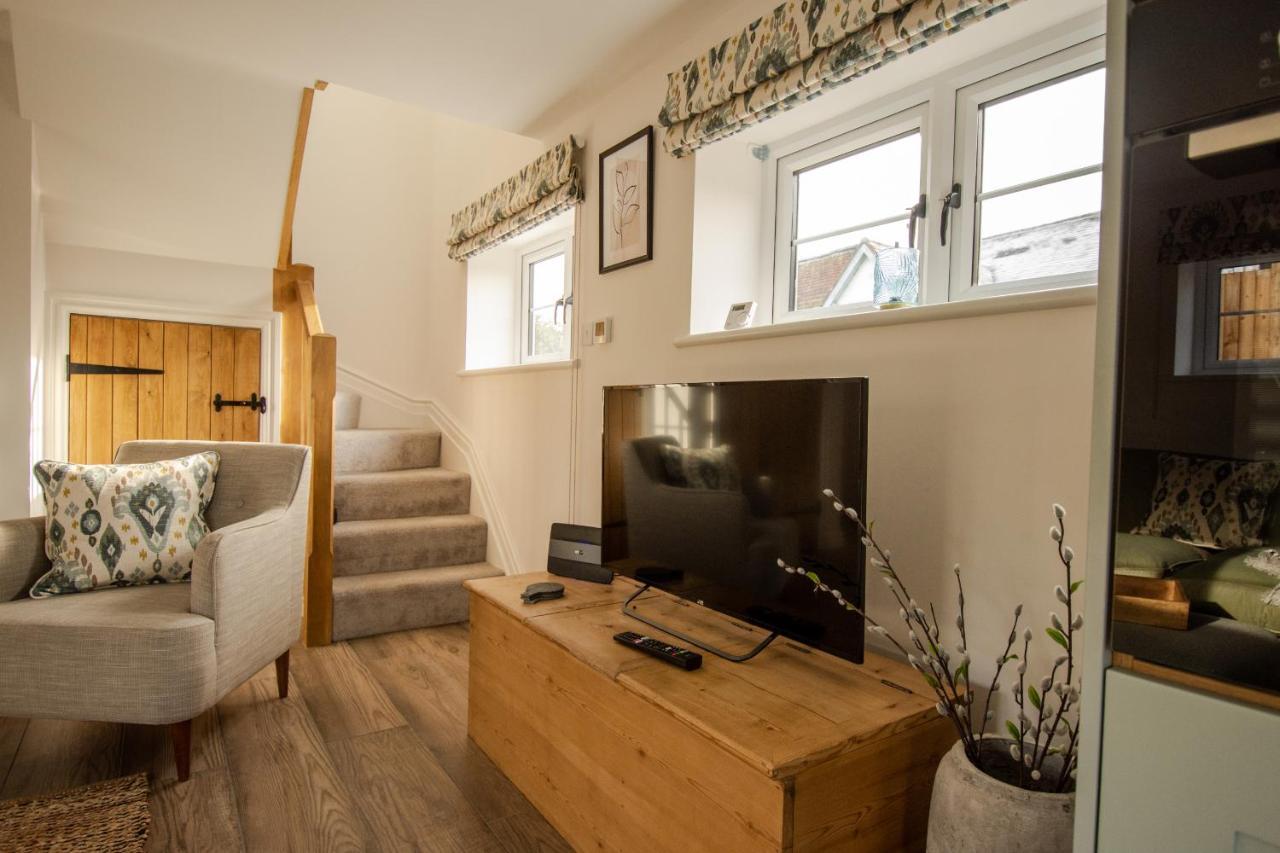 Finwood Green Farm Holiday Cottages-The Calf Shed And The Milk Parlour Henley-in-Arden Extérieur photo