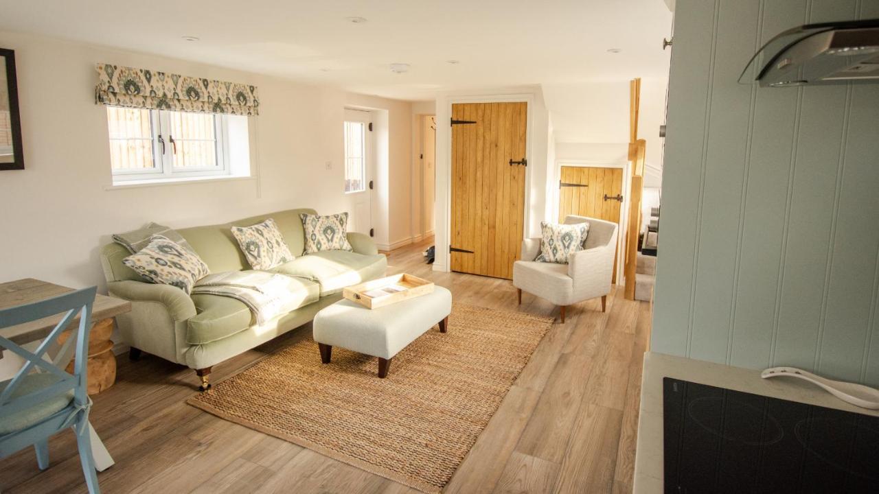 Finwood Green Farm Holiday Cottages-The Calf Shed And The Milk Parlour Henley-in-Arden Extérieur photo