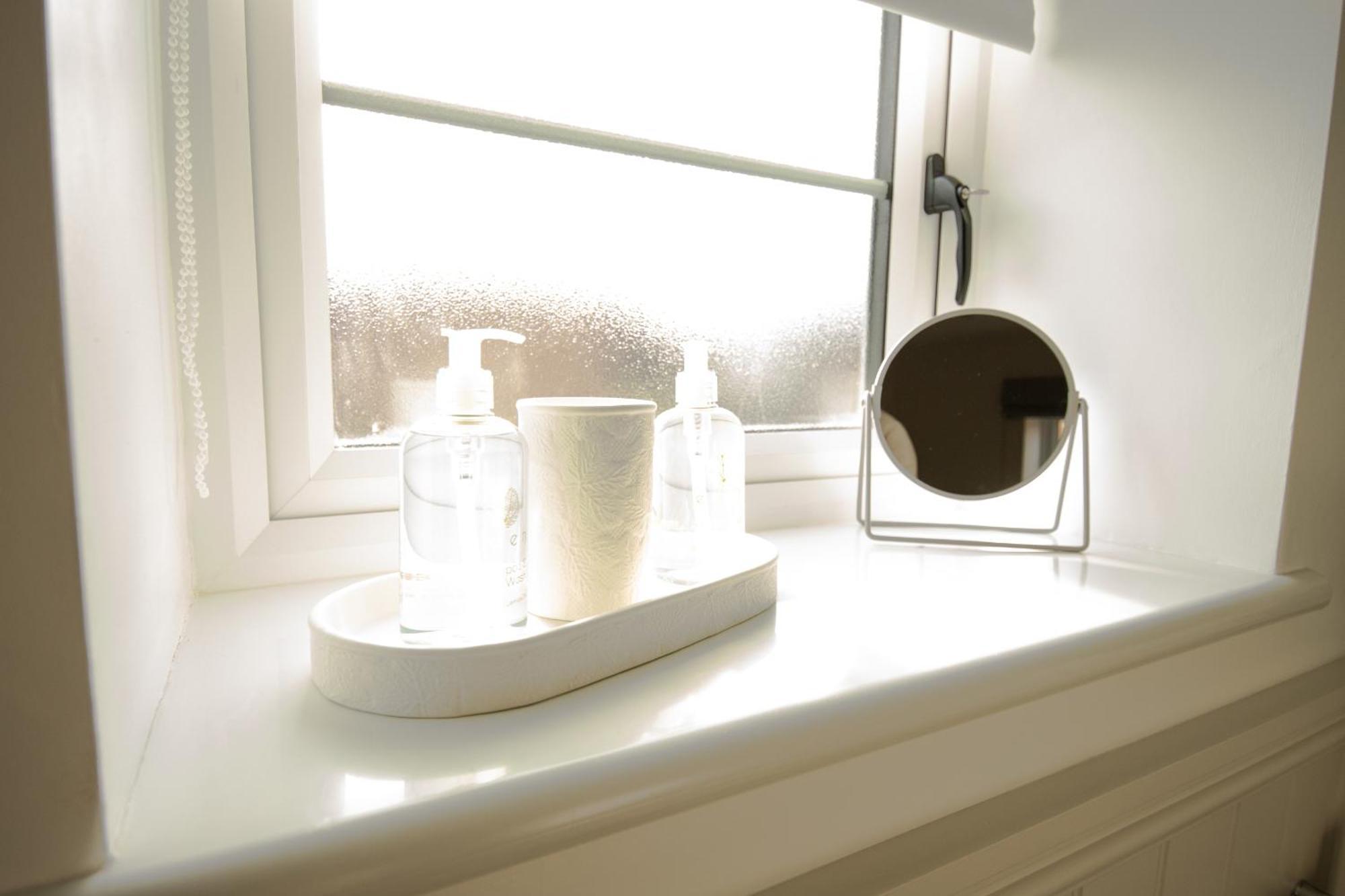 Finwood Green Farm Holiday Cottages-The Calf Shed And The Milk Parlour Henley-in-Arden Chambre photo