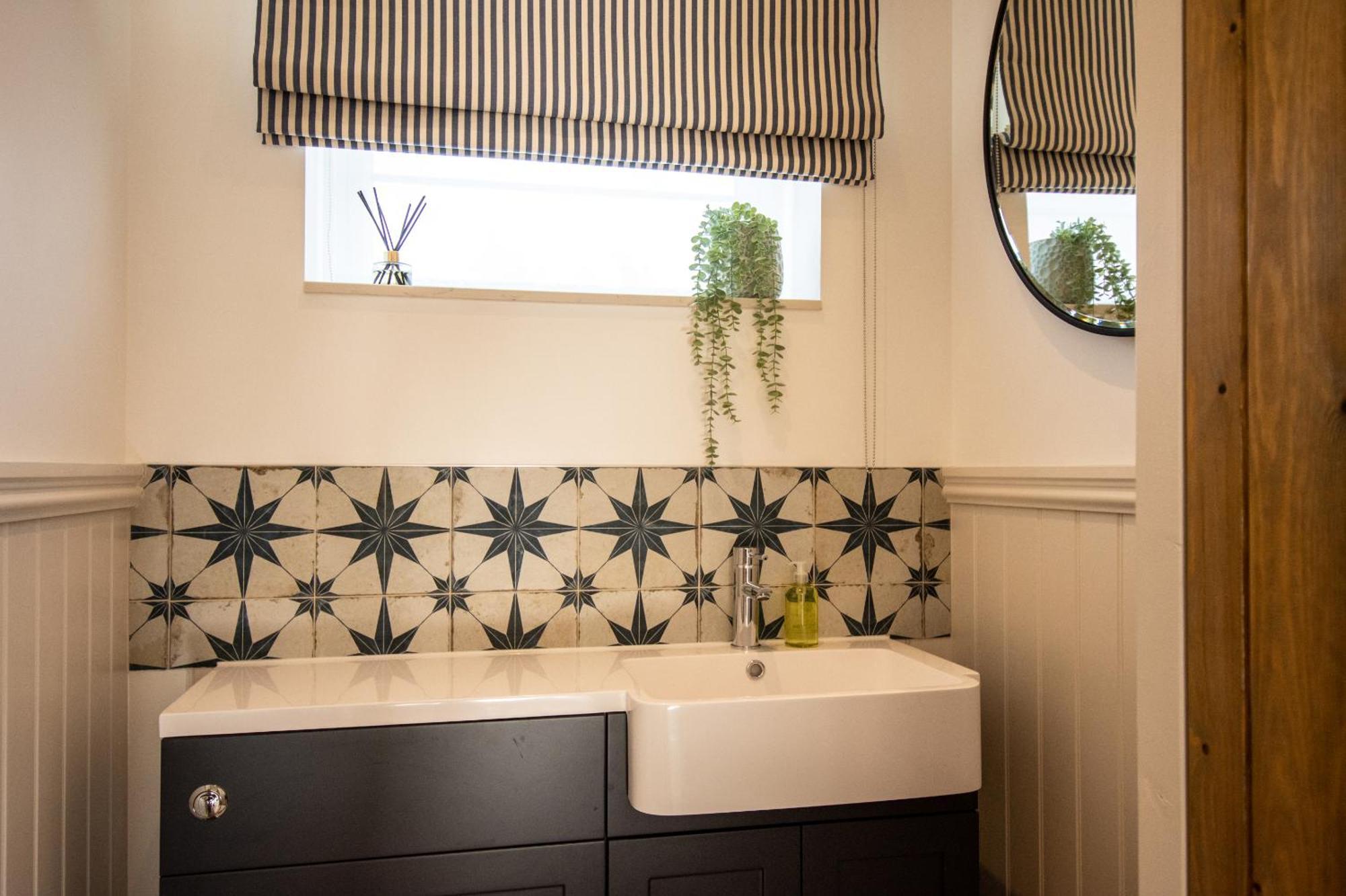 Finwood Green Farm Holiday Cottages-The Calf Shed And The Milk Parlour Henley-in-Arden Chambre photo